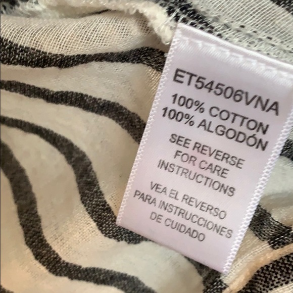 Altair’s State | Crop Top - Picture 7 of 8